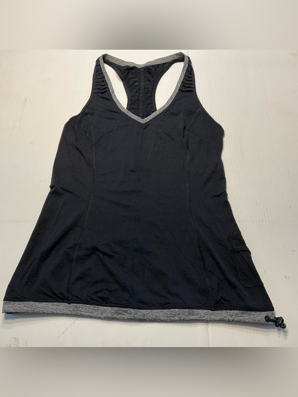 Black Lululemon Tank Cinchable Drawcord Hem V Neck Key Pocket Women Sz M